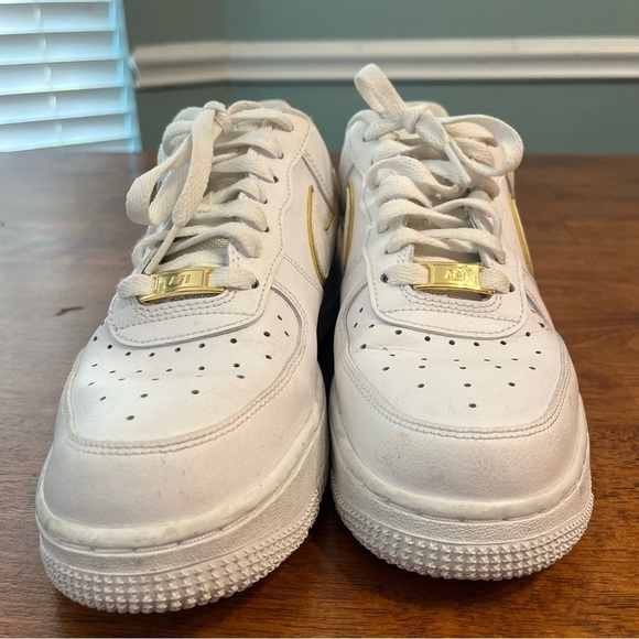 Nike Air Force 1 Low Gold Swoosh white Women’s size 8 - Picture 4 of 10